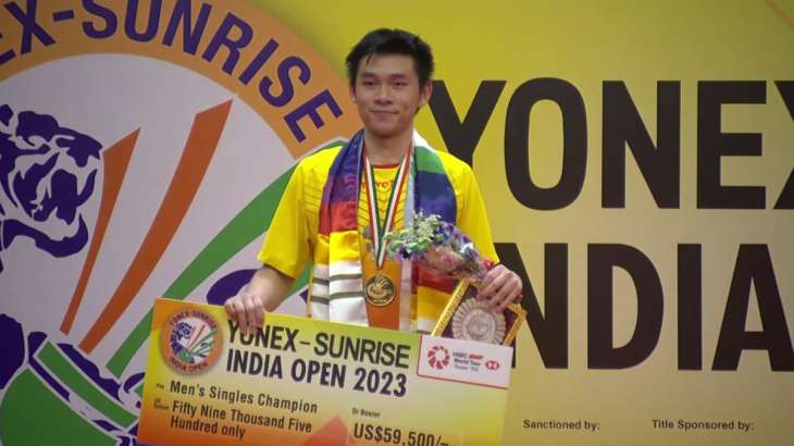 เจาะลึกกีฬาโลก: แบดหนุ่มไทยโค่นมือ 1 โลกคว้าแชมป์ที่อินเดีย