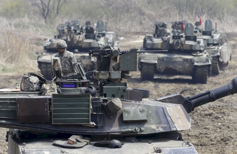 สหรัฐฯเสริมเขี้ยวเล็บให้ไต้หวัน！ อนุมัติขายรถถังพิฆาต M1A2  Abrams จำนวน108 คัน มูลค่า 62,300 ล้านเหรียญไต้หวัน