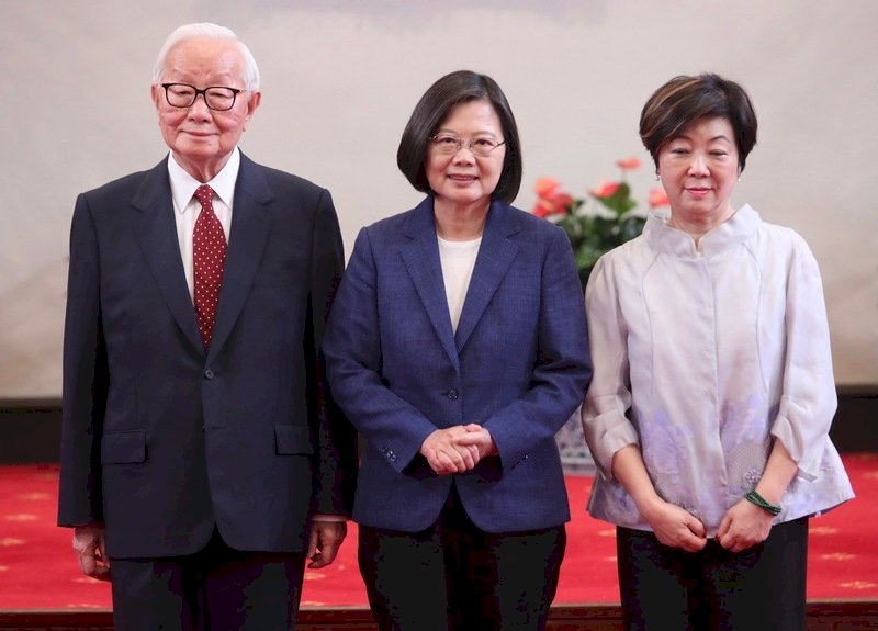 ปธน.ไช่อิงเหวินแต่งตั้งมอริส จาง อดีต CEO บ.TSMC เป็นตัวแทนการประชุมสุดยอดผู้นำเอเปคที่ชิลี