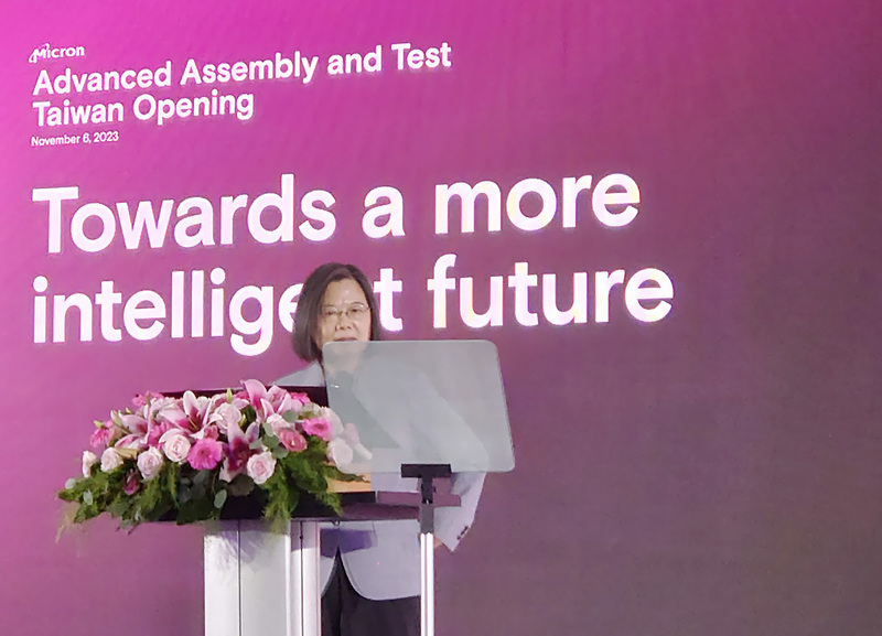 ปธน.ไช่ฯร่วมพิธีเปิดโรงงาน Micron Technology แห่งที่ 4 ในไต้หวัน พร้อมยืนยันไต้หวันเป็นประเทศที่มีความปลอดภัยสูงเหมาะแก่การลงทุน